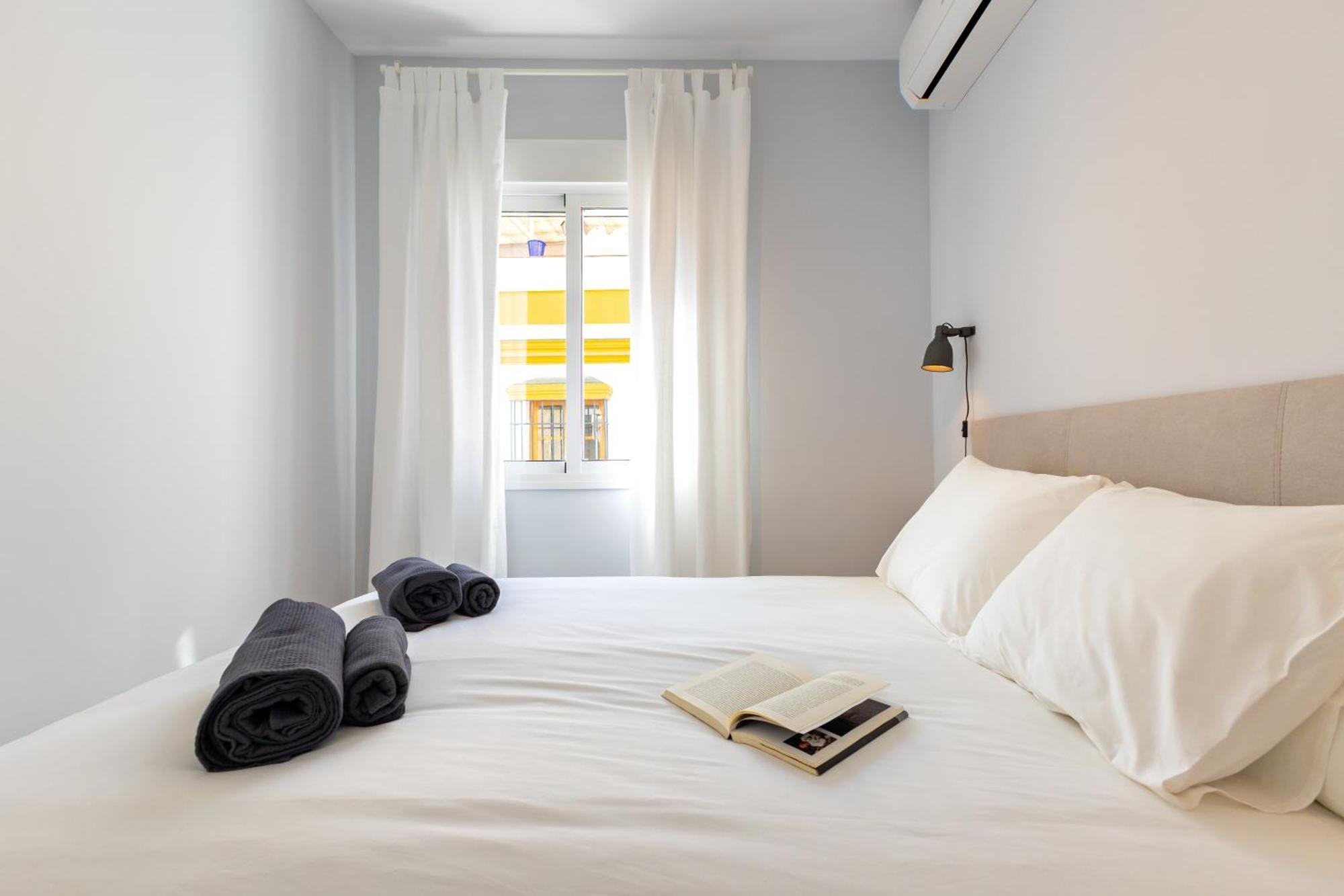 Charming 2 Bedroom Apartment At Iconic Triana Neighborhood By Ocityzen Севилья Экстерьер фото