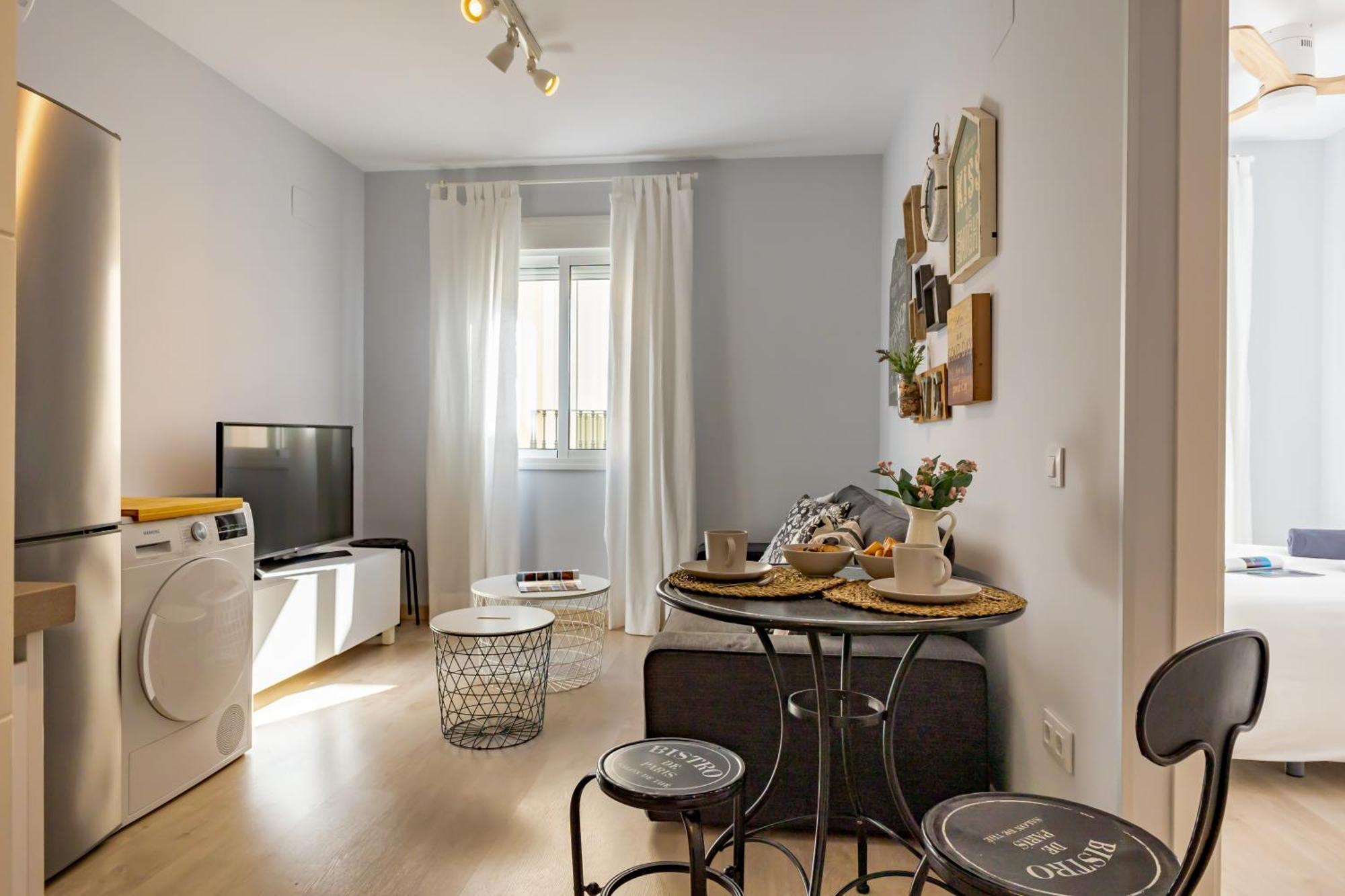 Charming 2 Bedroom Apartment At Iconic Triana Neighborhood By Ocityzen Севилья Экстерьер фото