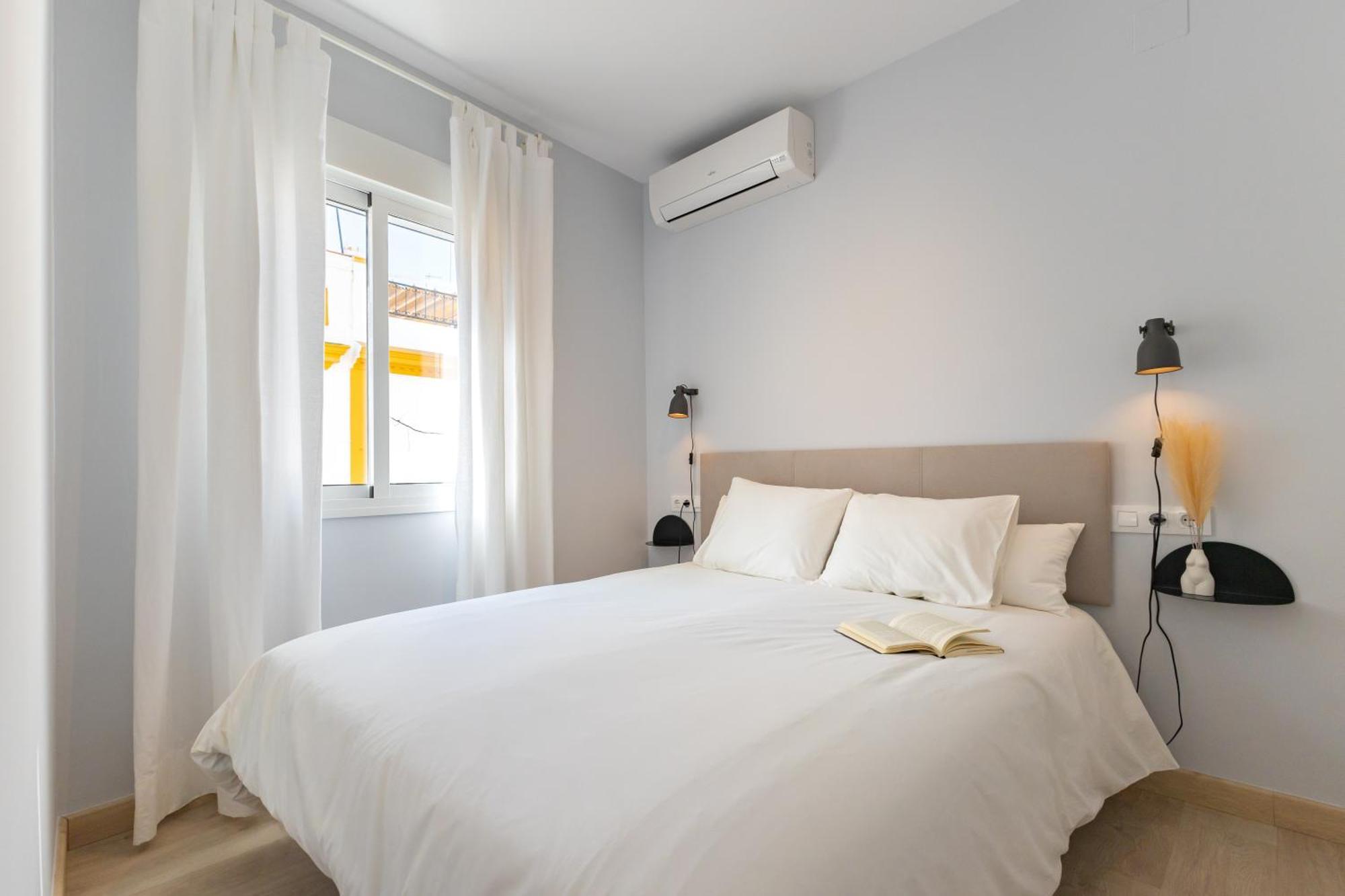 Charming 2 Bedroom Apartment At Iconic Triana Neighborhood By Ocityzen Севилья Экстерьер фото