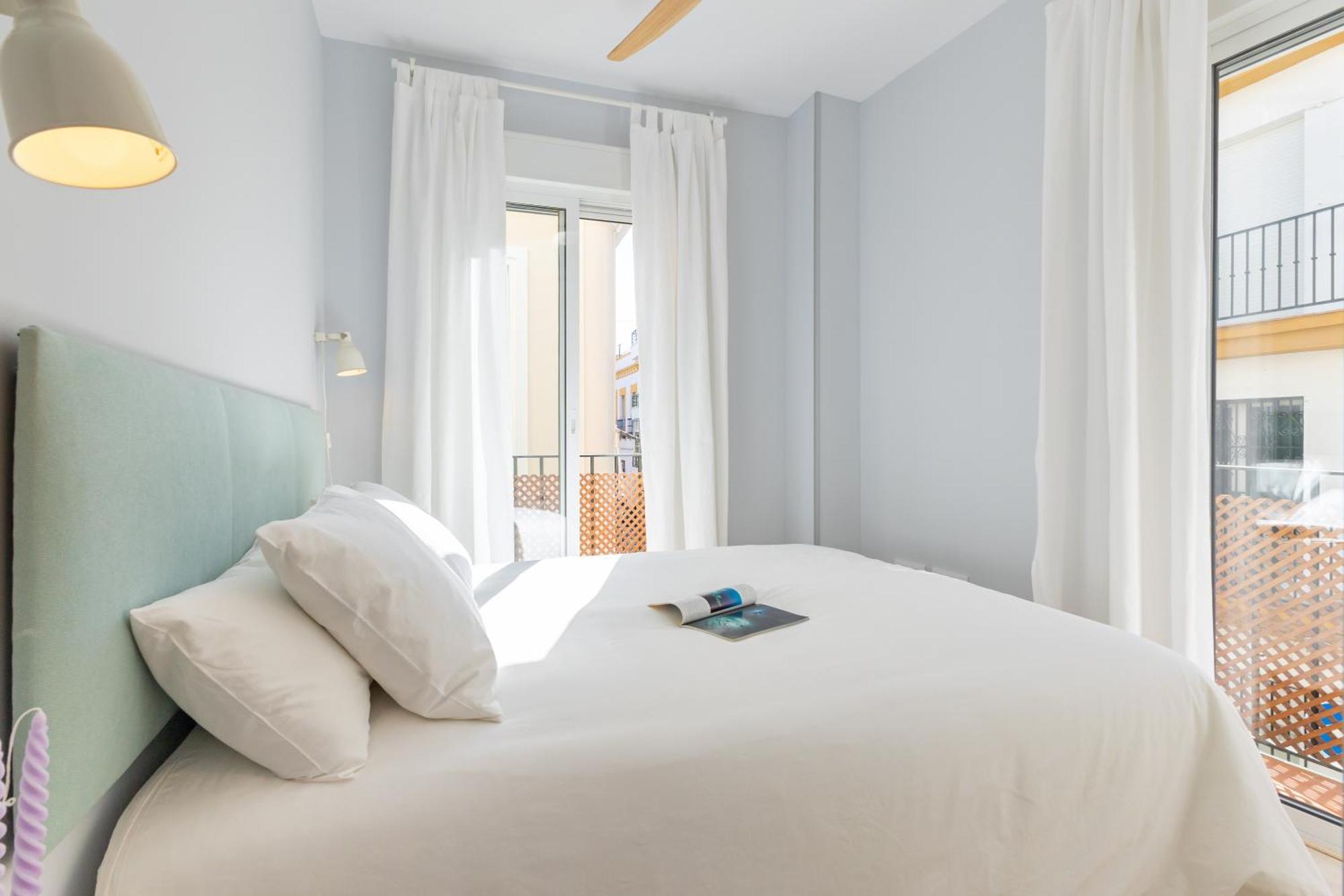 Charming 2 Bedroom Apartment At Iconic Triana Neighborhood By Ocityzen Севилья Экстерьер фото