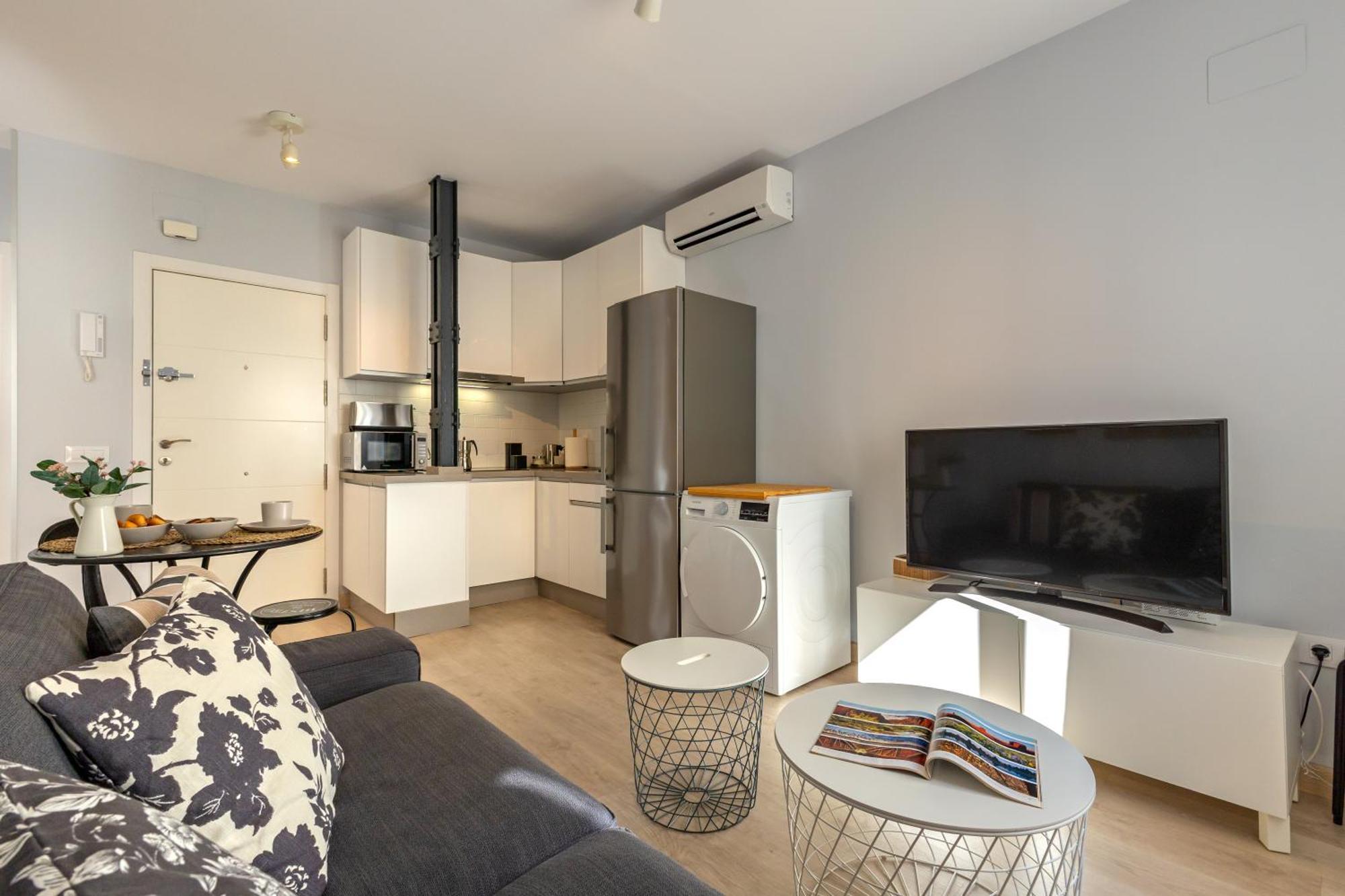 Charming 2 Bedroom Apartment At Iconic Triana Neighborhood By Ocityzen Севилья Экстерьер фото
