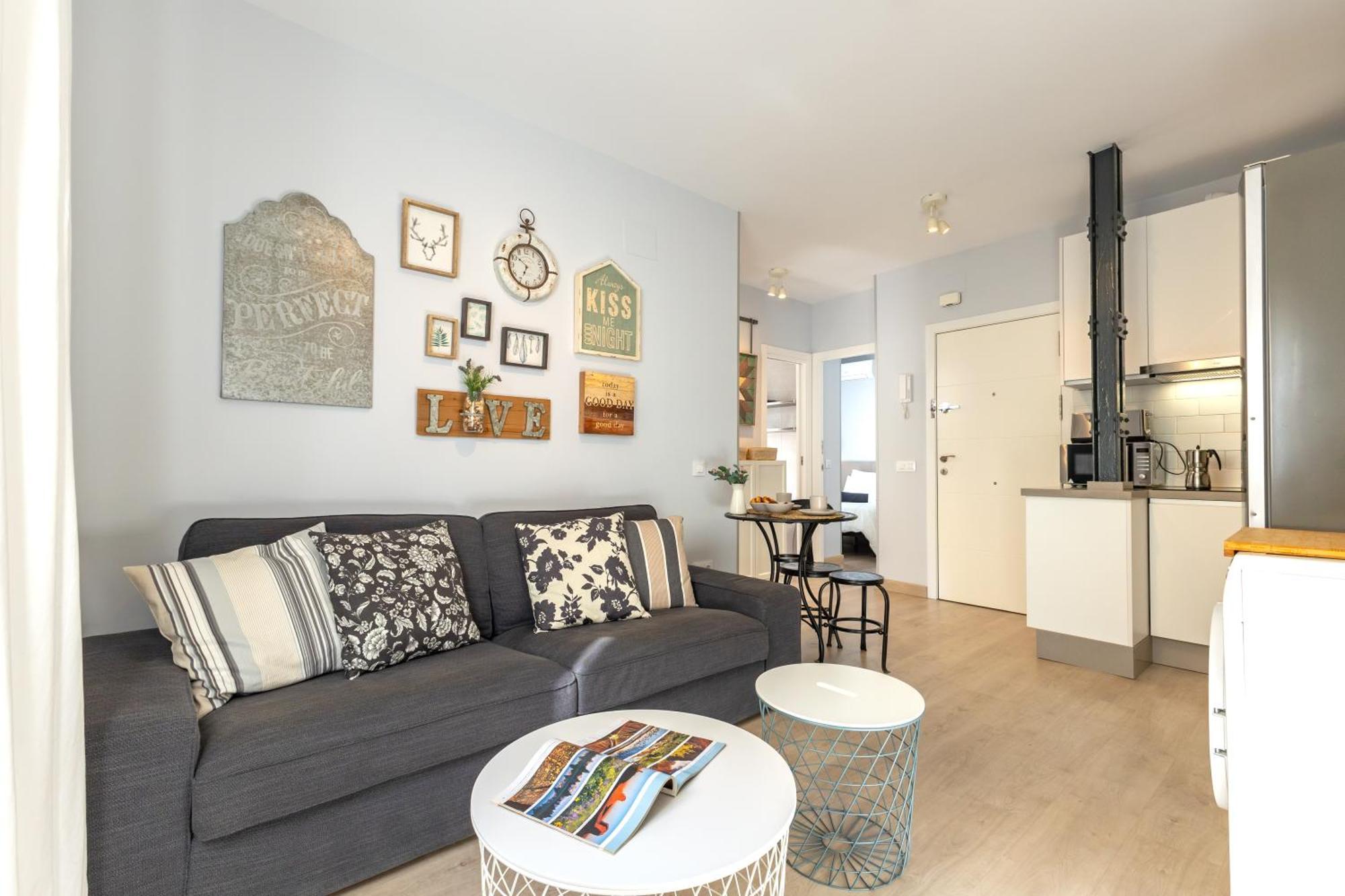 Charming 2 Bedroom Apartment At Iconic Triana Neighborhood By Ocityzen Севилья Экстерьер фото
